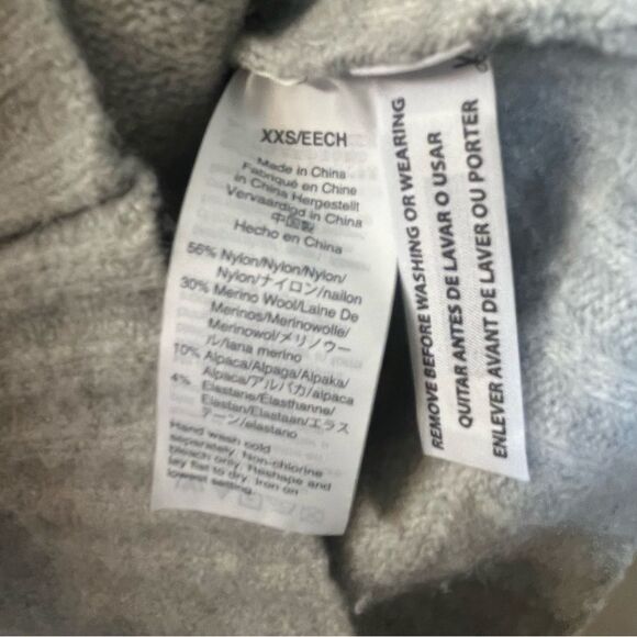 J.Crew Two-toned Pullover Turtleneck Sweater Sz XXS - Picture 4 of 4